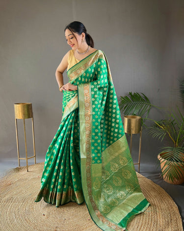 GREEN rosy soft silk saree with beautiful border and rich pallu 2