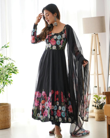 Black Heavy Pure Soft Organza Silk Print Gown, Pent with Dupatta 4