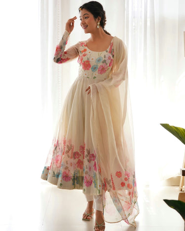 White Heavy Pure Soft Organza Silk Print Gown, Pent with Dupatta