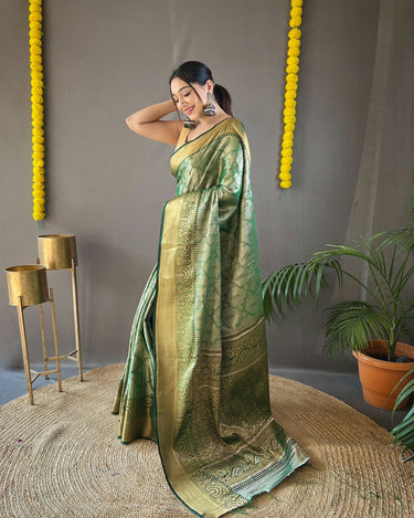 Green Colour Kanchipuram Silk Saree 2