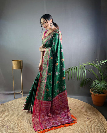 GREEN SOFT RANGEEN PATOLA SILK SAREE 2