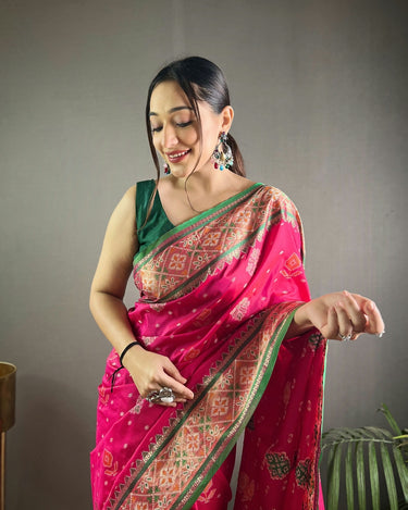 PINK SOFT RANGEEN PATOLA SILK SAREE 1